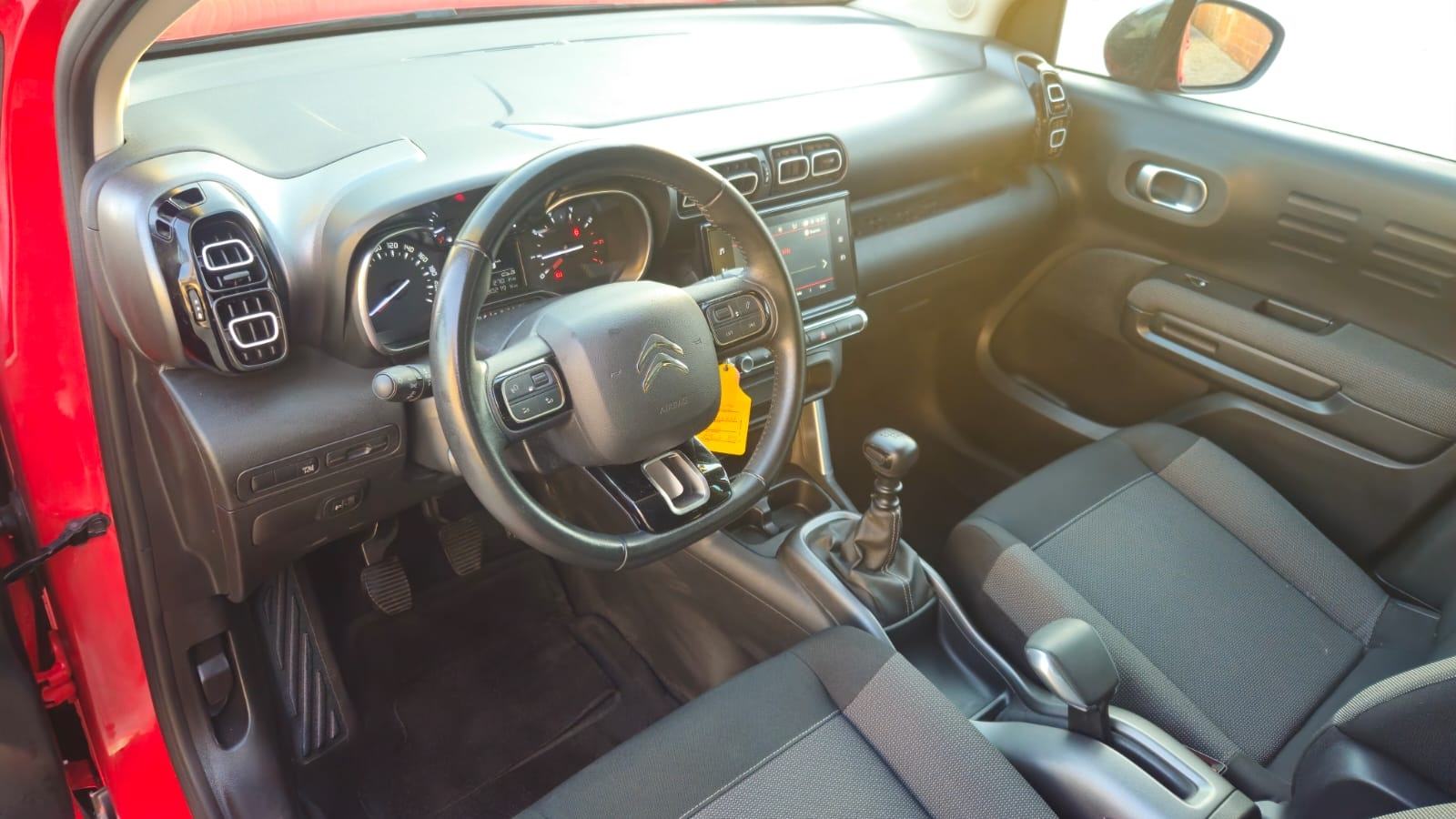 Citroën C3 Aircross 1,2 Shine ,kamera,17" felge ,navi.. leasing, fotografija 6