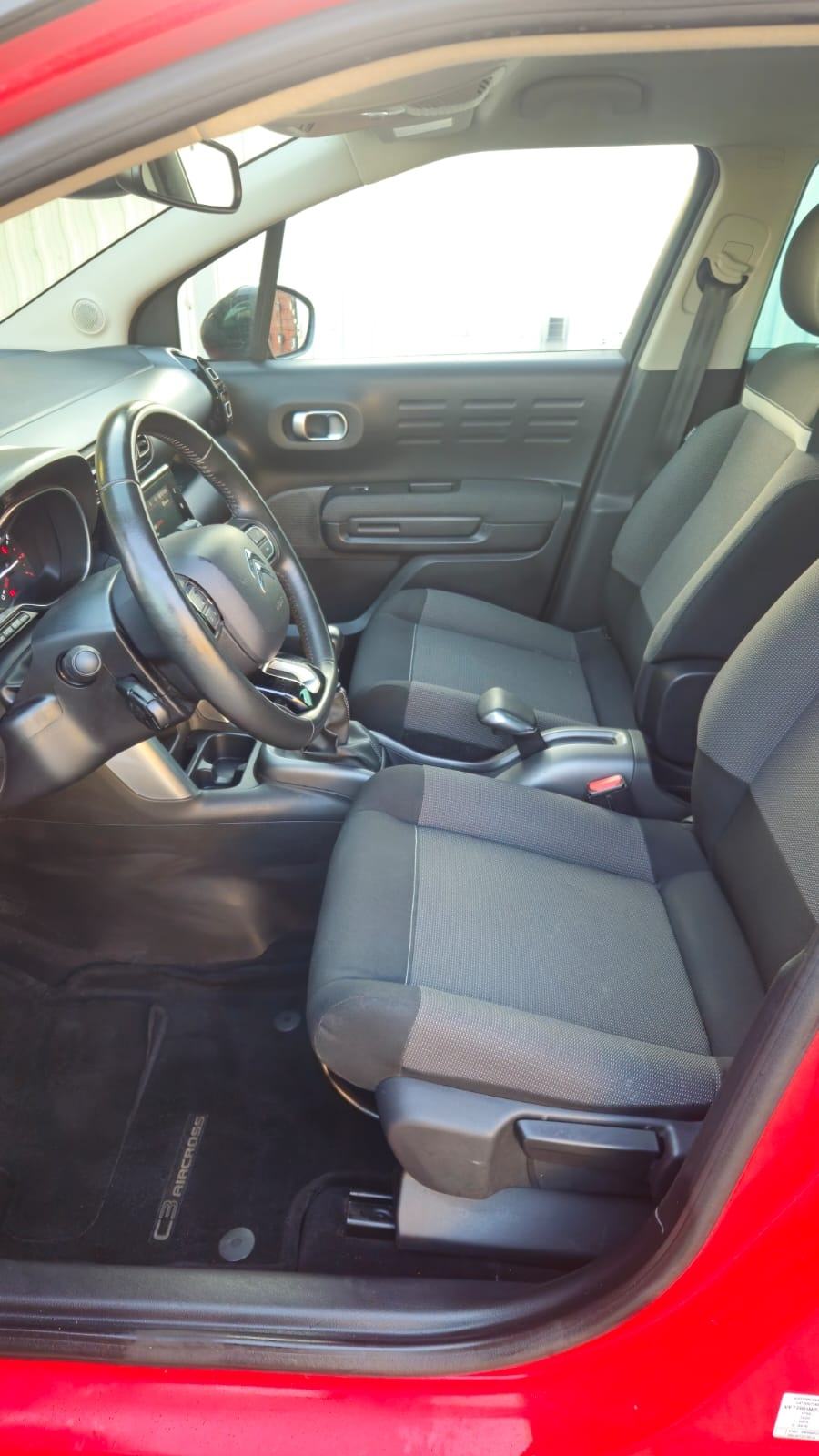 Citroën C3 Aircross 1,2 Shine ,kamera,17" felge ,navi.. leasing, fotografija 7