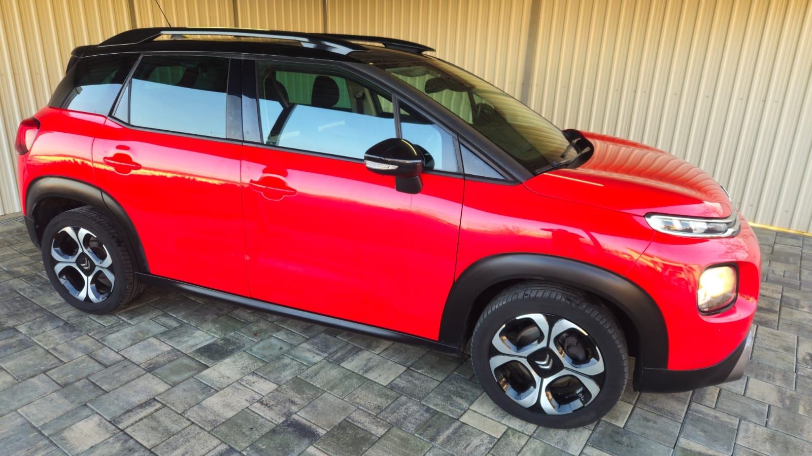Citroën C3 Aircross 1,2 Shine ,kamera,17" felge ,navi.. leasing, fotografija 11