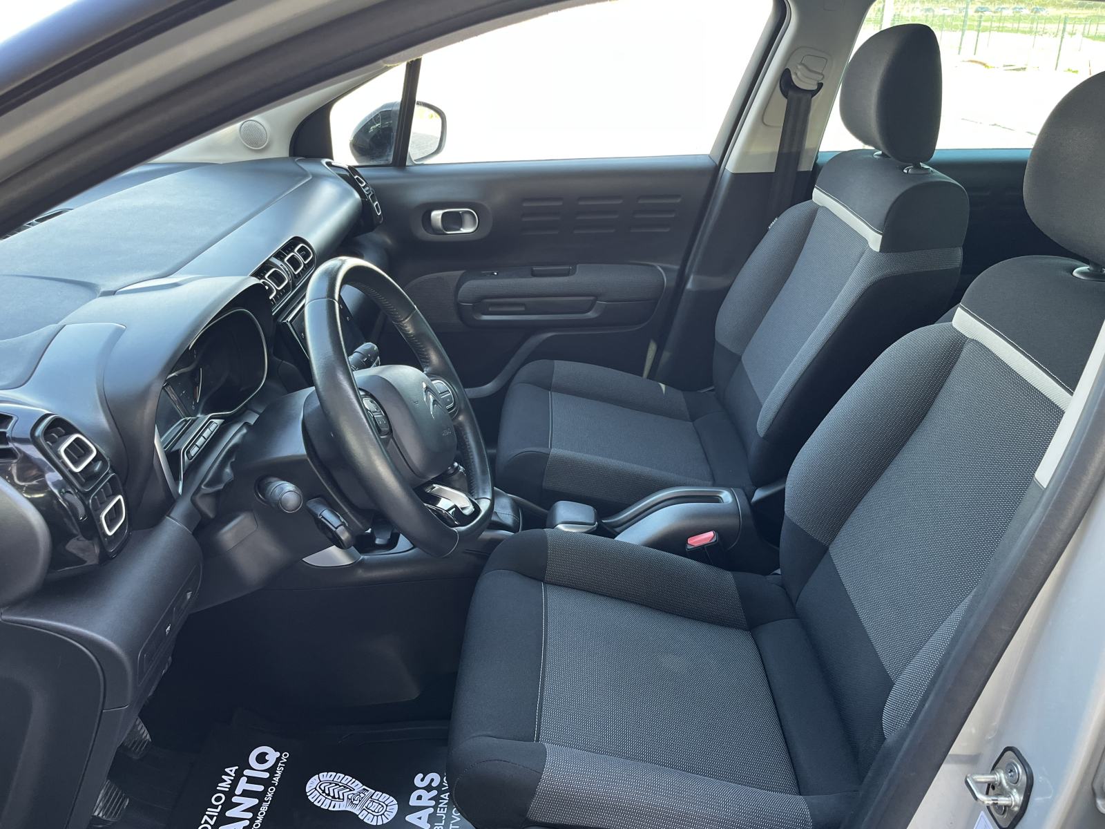 Citroën C3 Aircross 1,2 PureTech -SHINE,LEASING BEZ UČEŠĆA I BEZ JAMCA, fotografija 10