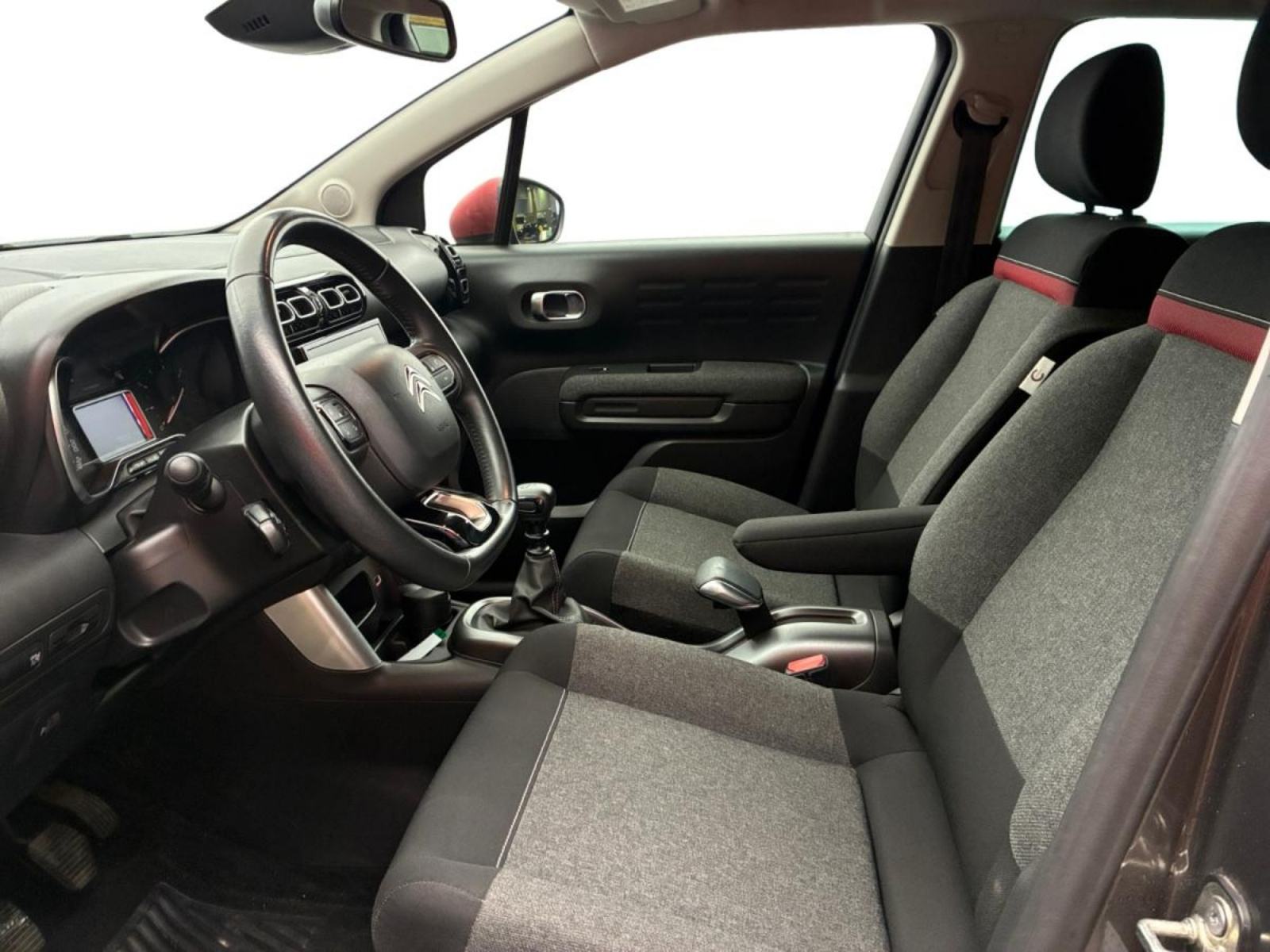 Citroën C3 Aircross 1.2 T⛔️VELIKI SERVIS REMENJA⛔️NOVE GUME⛔️, fotografija 12