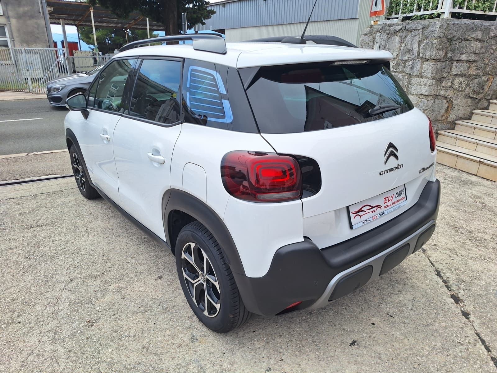 Citroën C3 Aircross 1,5 BlueHDI shine (NAVI.LED/, fotografija 4