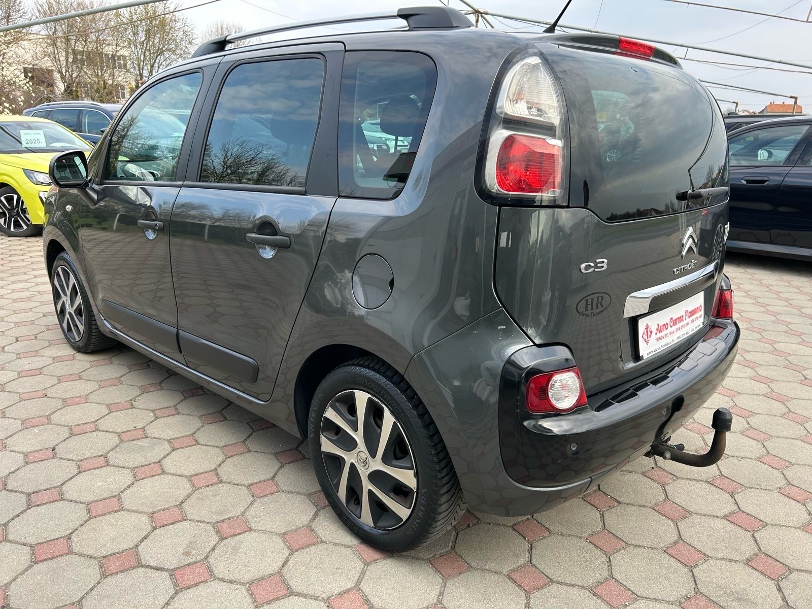 Citroën C3 Picasso 1,2 benzin 2016.,SERVISNA, PARK SENZ, LED, KUKA...., fotografija 5