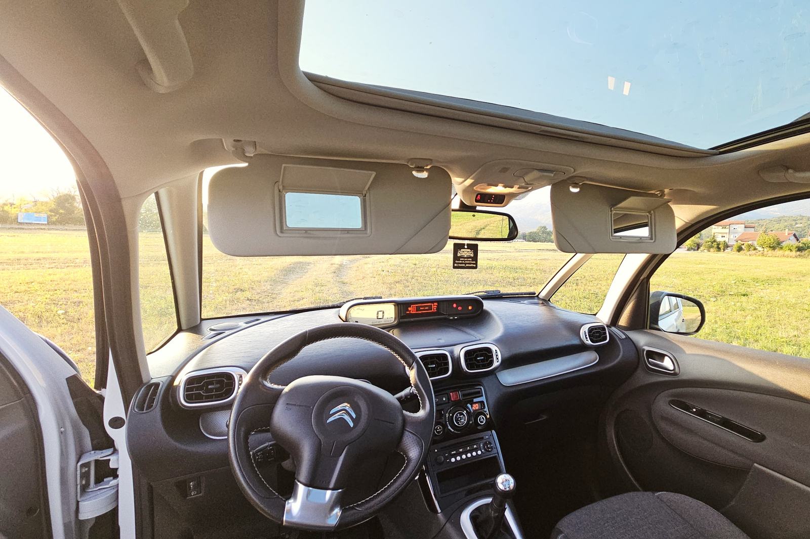 Citroën C3 Picasso 1,6 BlueHDi, fotografija 8