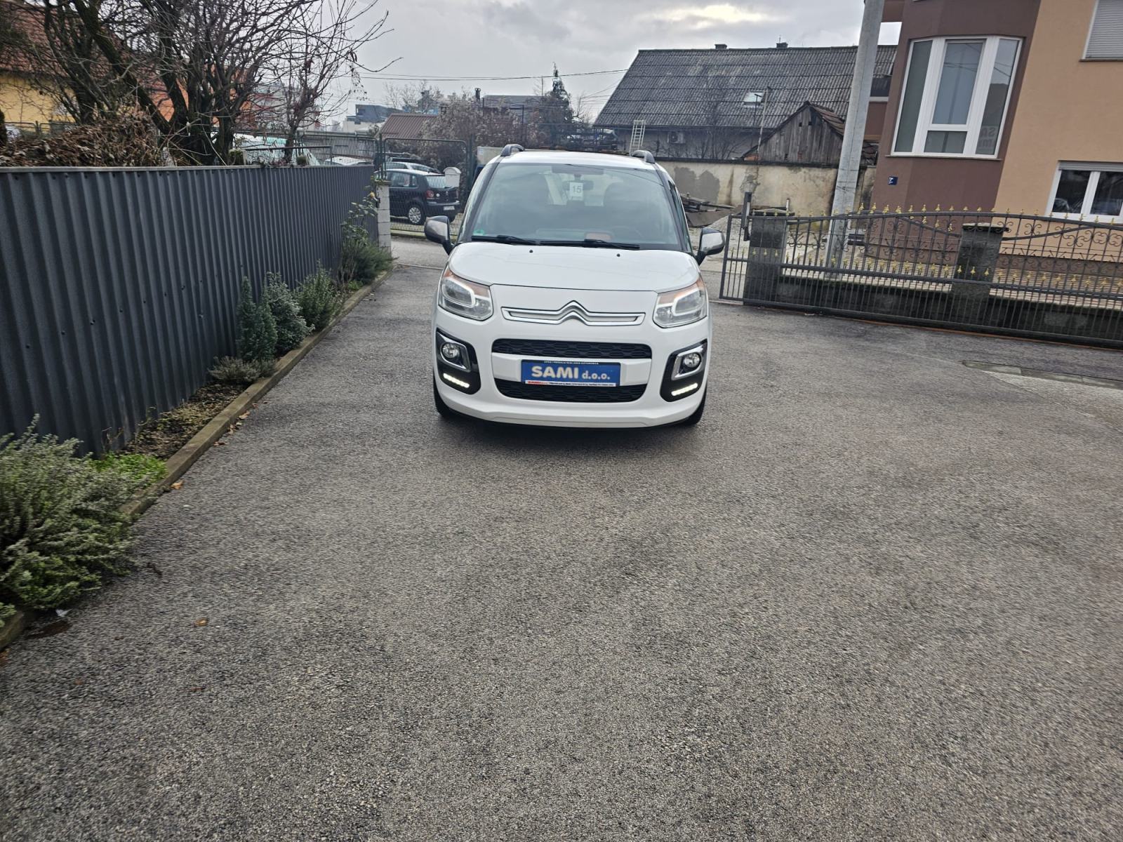 Citroën C3 Picasso 1,6 BlueHDiPRVI VLASNIK TOP CJENA AKCIJA 6650e, fotografija 2