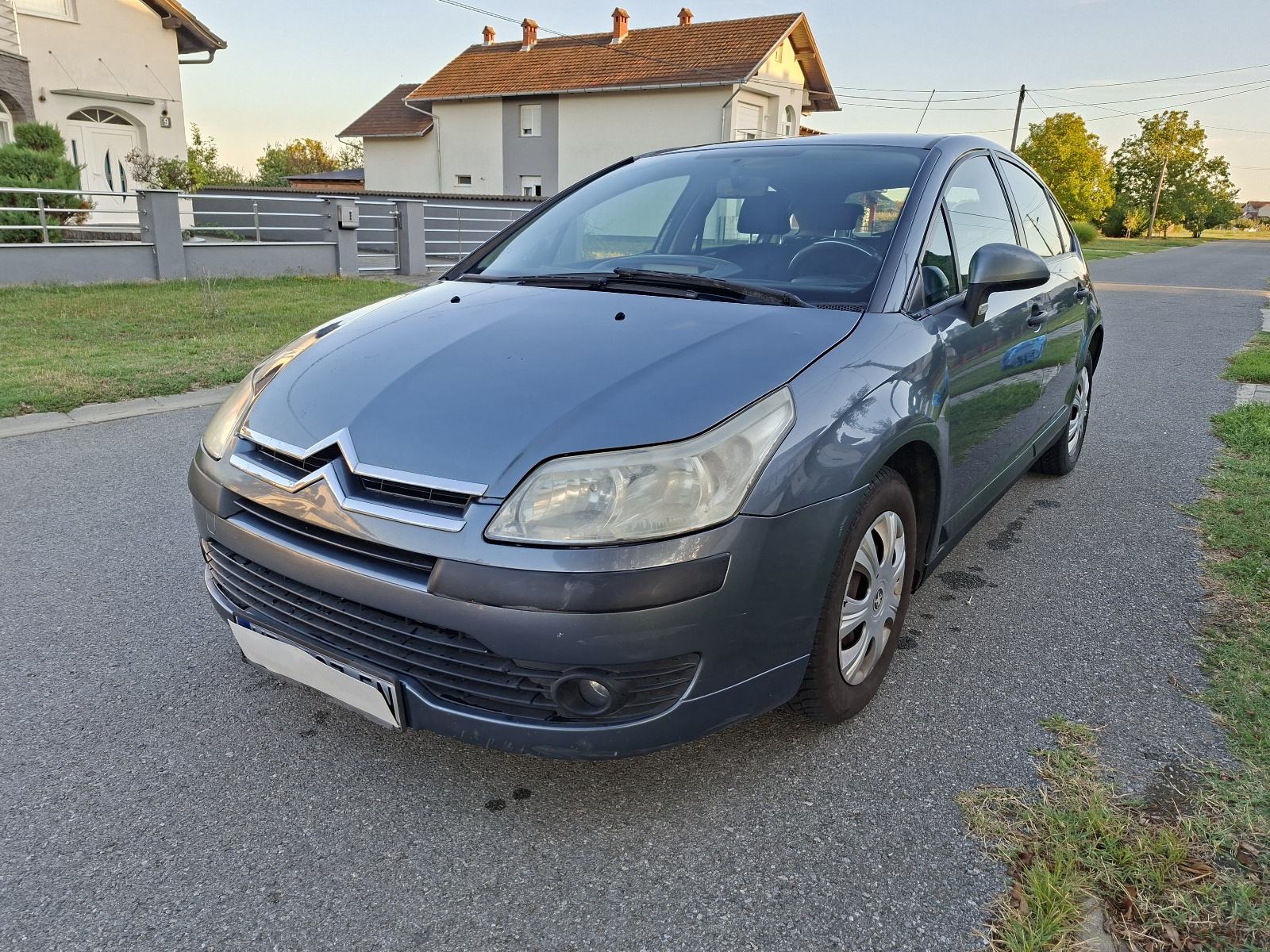 Citroën C4 1 6 hdi. 66 kv 90 ks mala potrosnja, fotografija 9