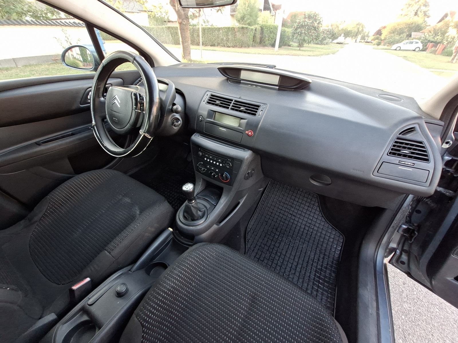Citroën C4 1 6 hdi. 66 kv 90 ks mala potrosnja, fotografija 5