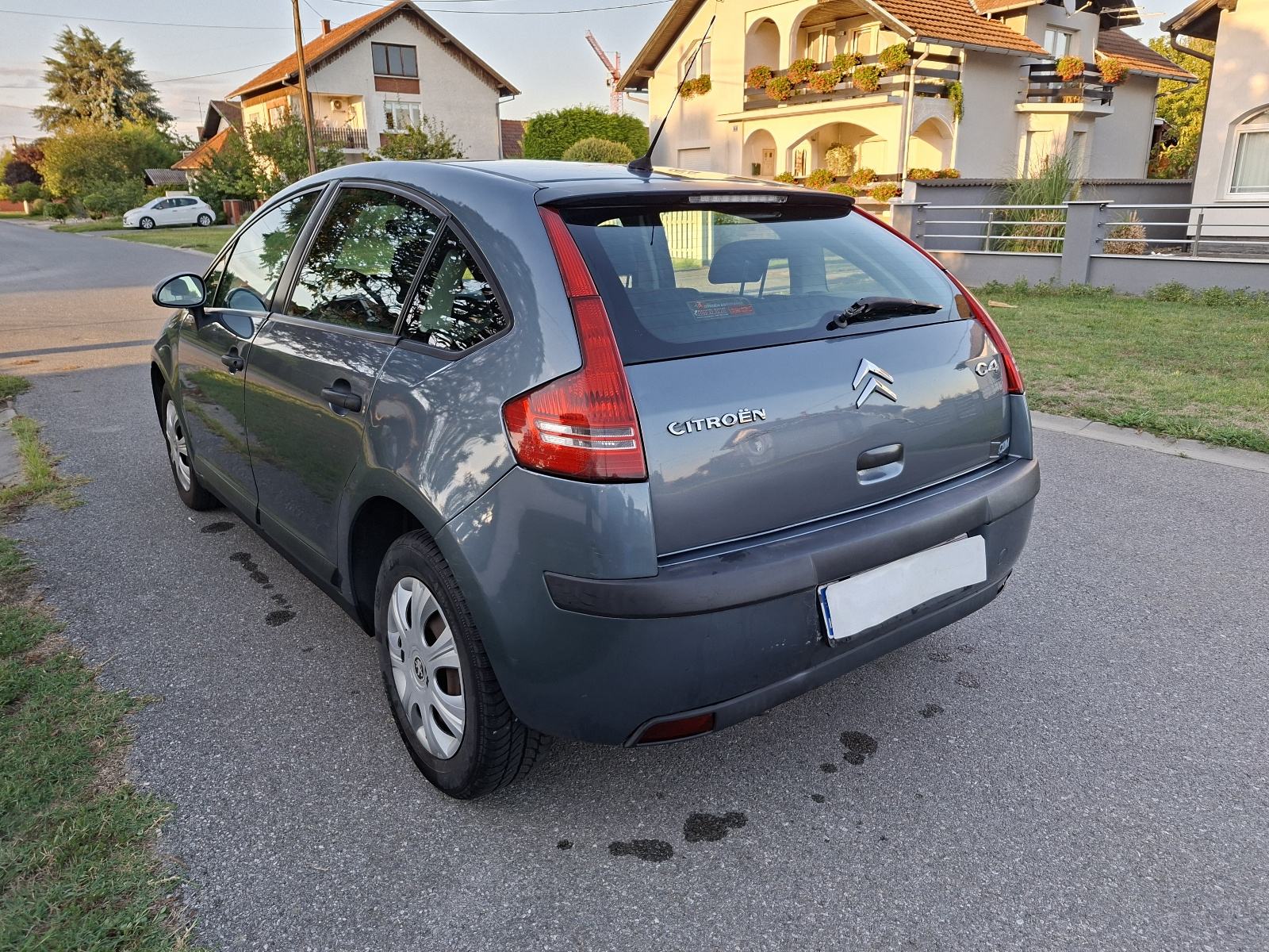 Citroën C4 1 6 hdi. 66 kv 90 ks mala potrosnja, fotografija 11