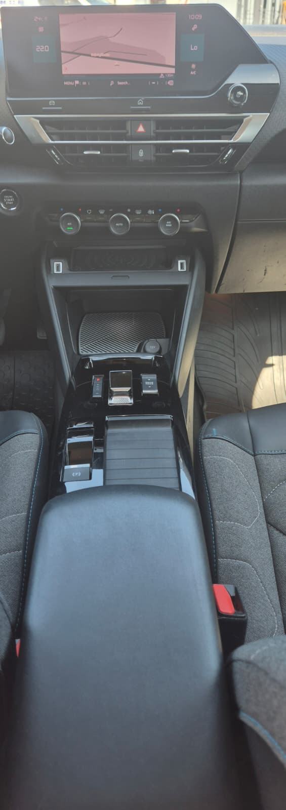 Citroën C4 1,2 PureTech AUTOMATIC 96KW 2021 GOD. HR VOZILO, U PDV-u, fotografija 20