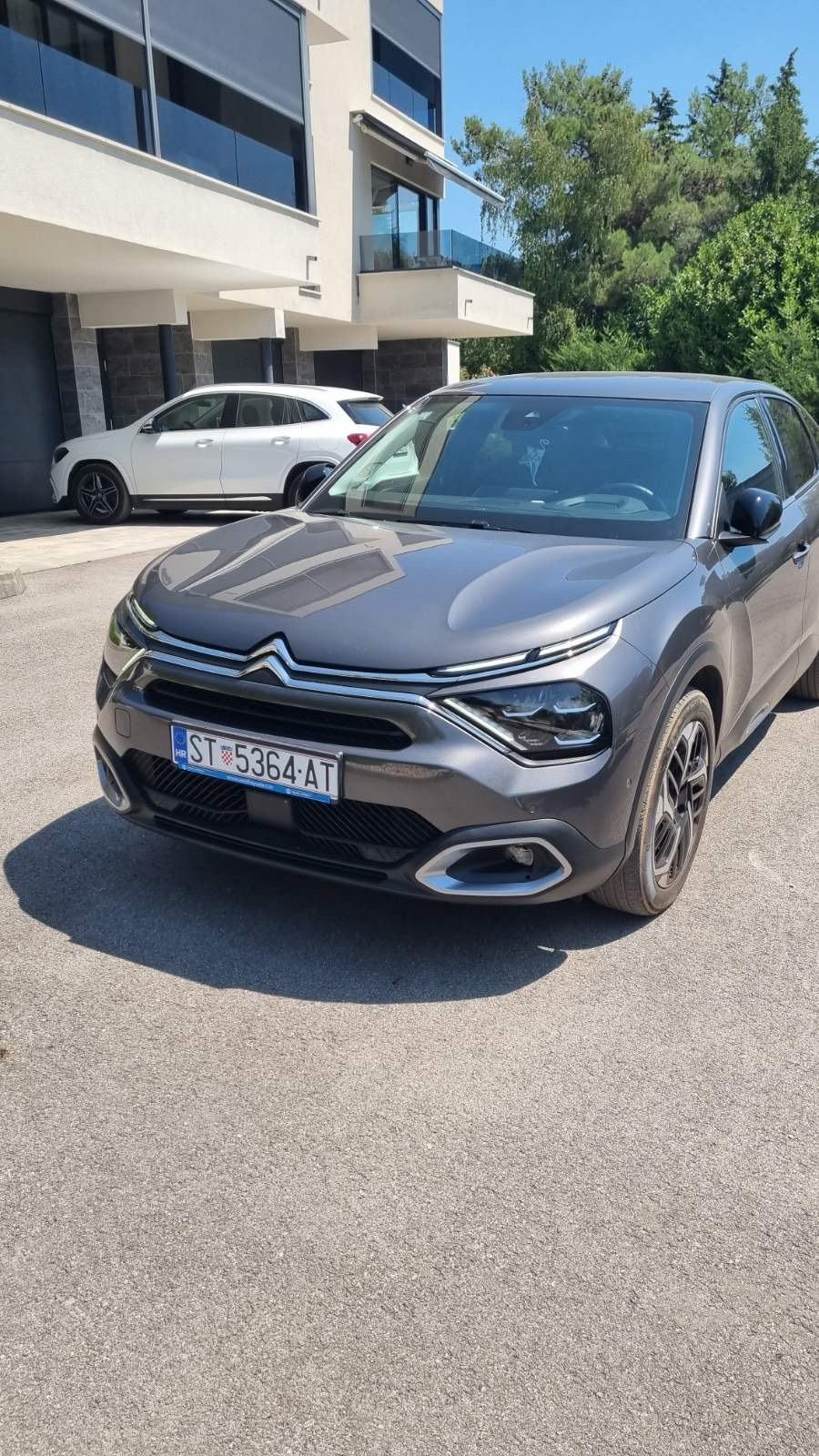 Citroën C4 130 SHINE automatik, full oprema, fotografija 2