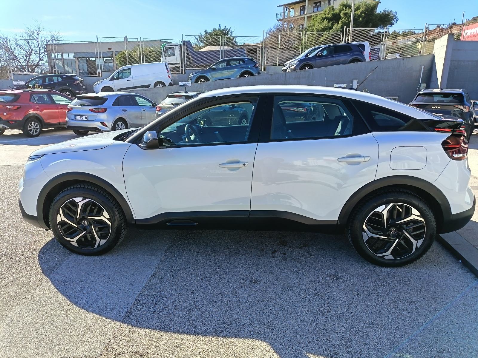 Citroën C4 1,2 PureTech Feel Pack A/T, pogled izvana - slika 4