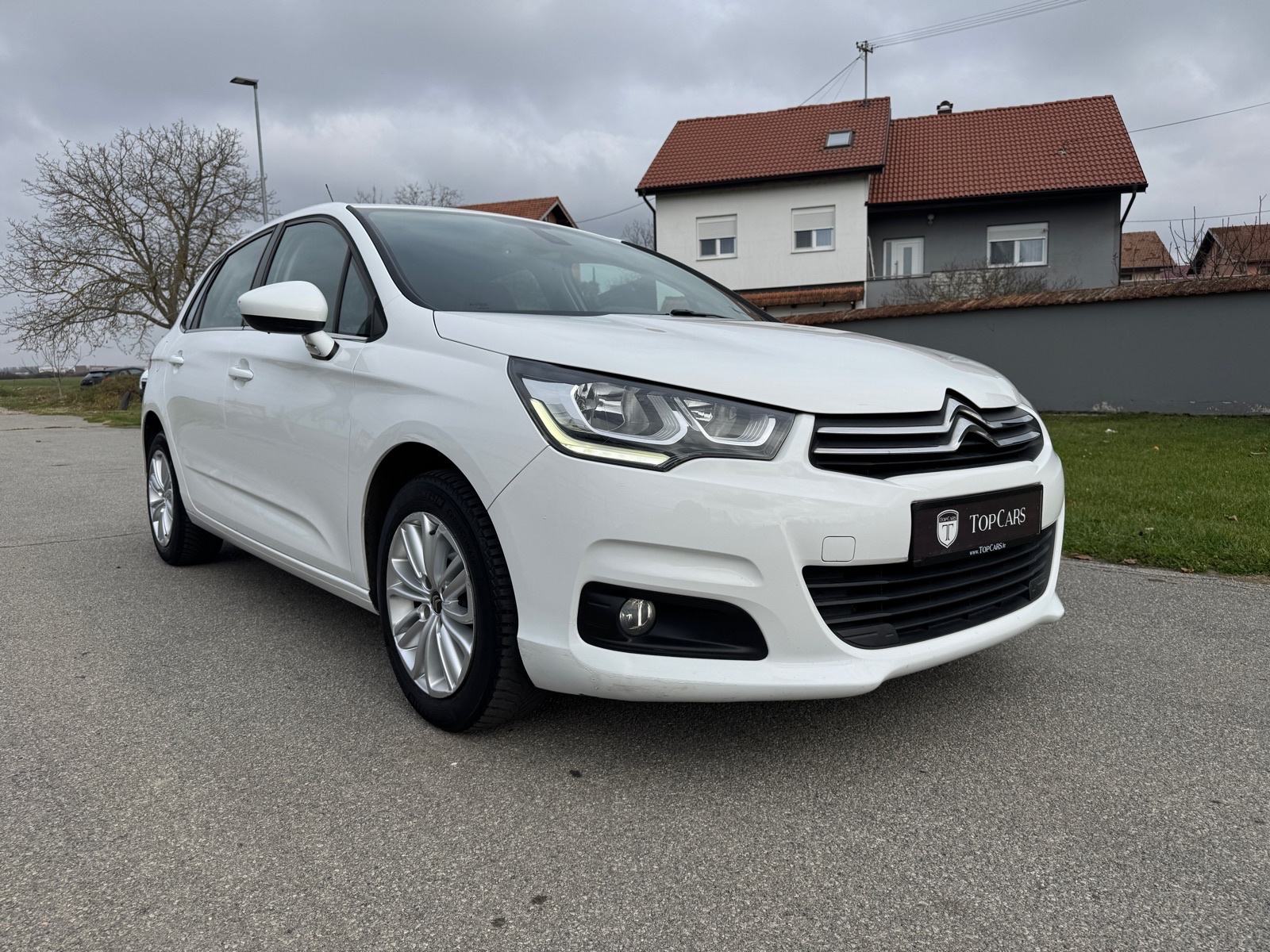 Citroën C4 1,2 Tempomar, Auto Klima, Servisna…, fotografija 2