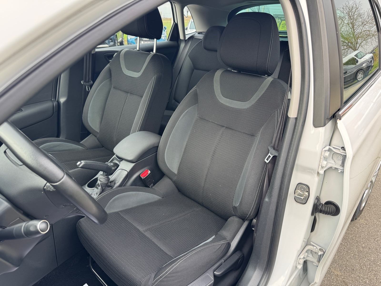Citroën C4 1,2 Tempomar, Auto Klima, Servisna…, fotografija 11