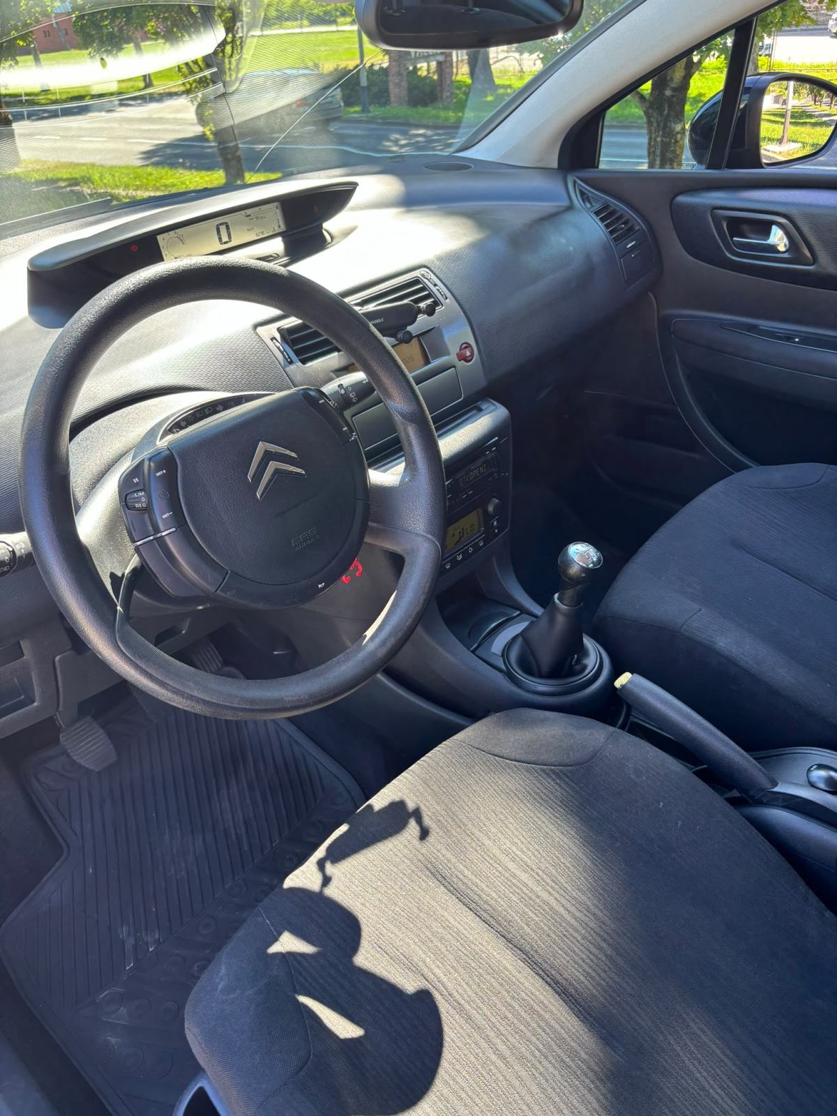 Citroën C4 1,4 i 16V, fotografija 9