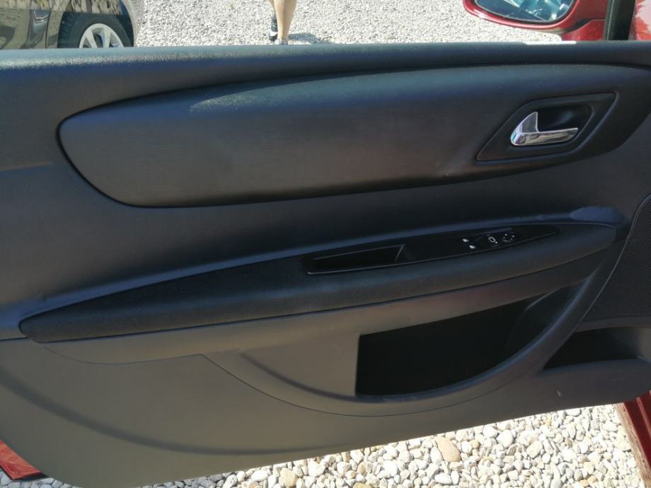Citroën C4 1,4 i 16V X, fotografija 5