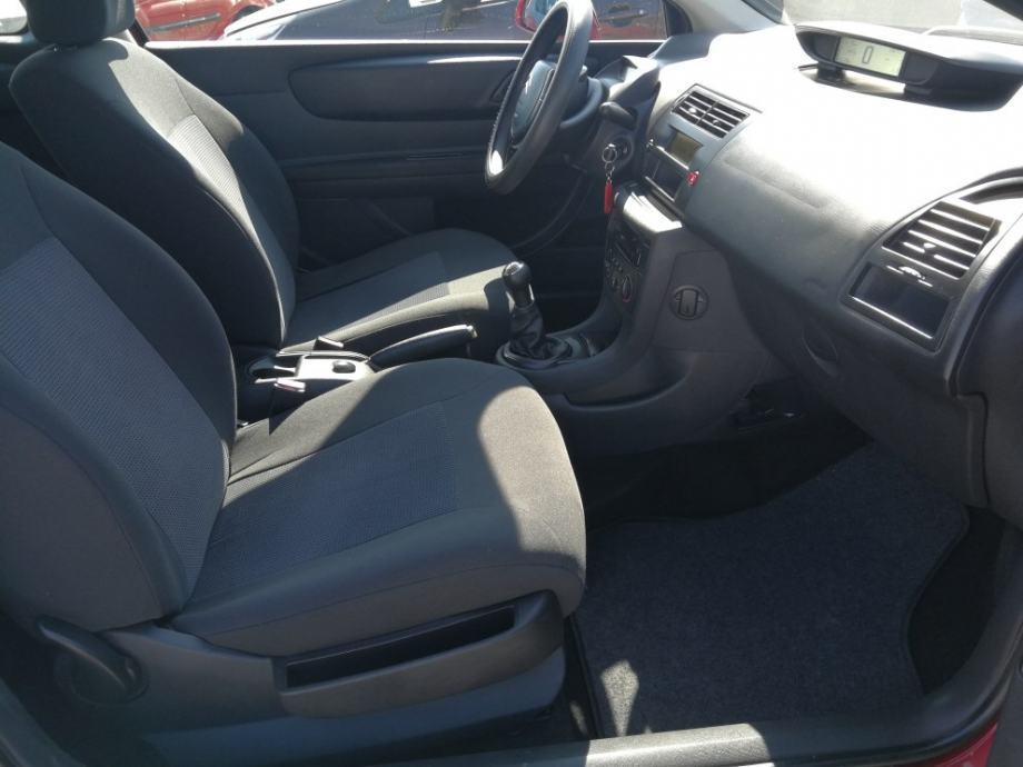 Citroën C4 1,4 i 16V X, fotografija 4
