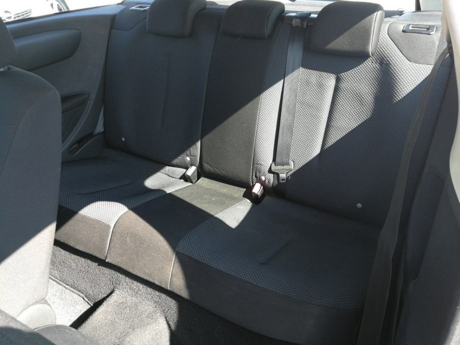 Citroën C4 1,4 i 16V X, fotografija 10