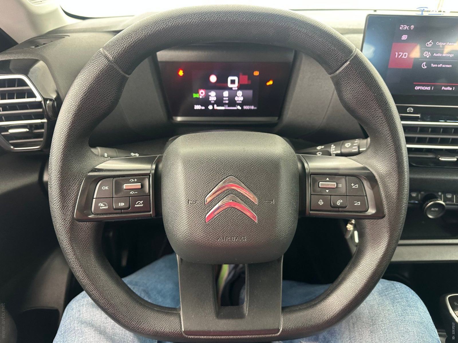 Citroën C4 1,5 BlueHDI 110 Feel Pack, fotografija 9