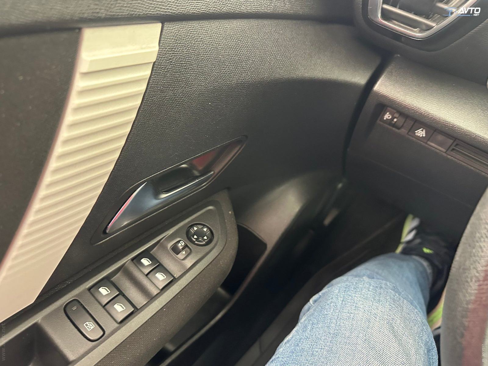 Citroën C4 1,5 BlueHDI 110 Feel Pack, fotografija 15
