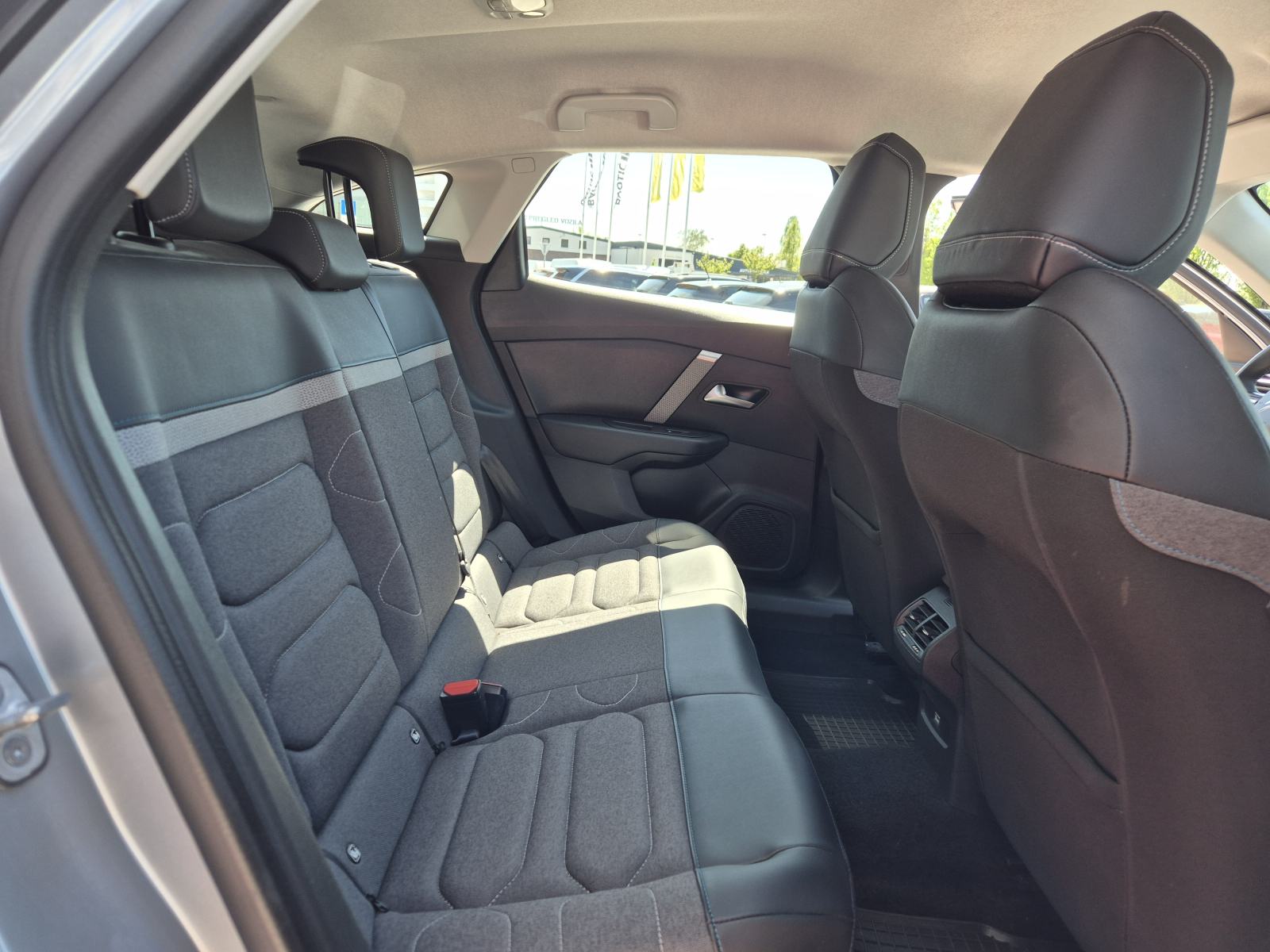 Citroën C4 1,5 BlueHDI 130 Shine Automatik, fotografija 11