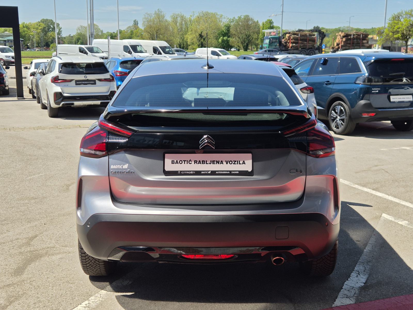 Citroën C4 1,5 BlueHDI 130 Shine Automatik, fotografija 5
