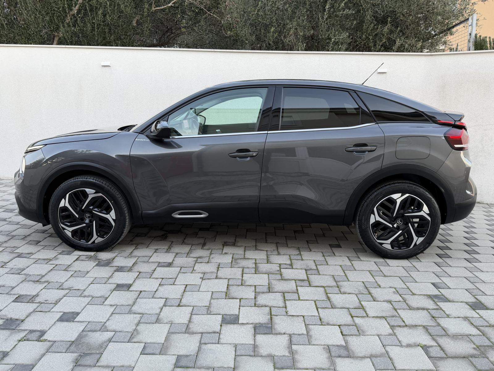 Citroën C4 1,5 BlueHDI Automatik~Navi~Kamera~KeylessGo~Jamstvo, fotografija 7