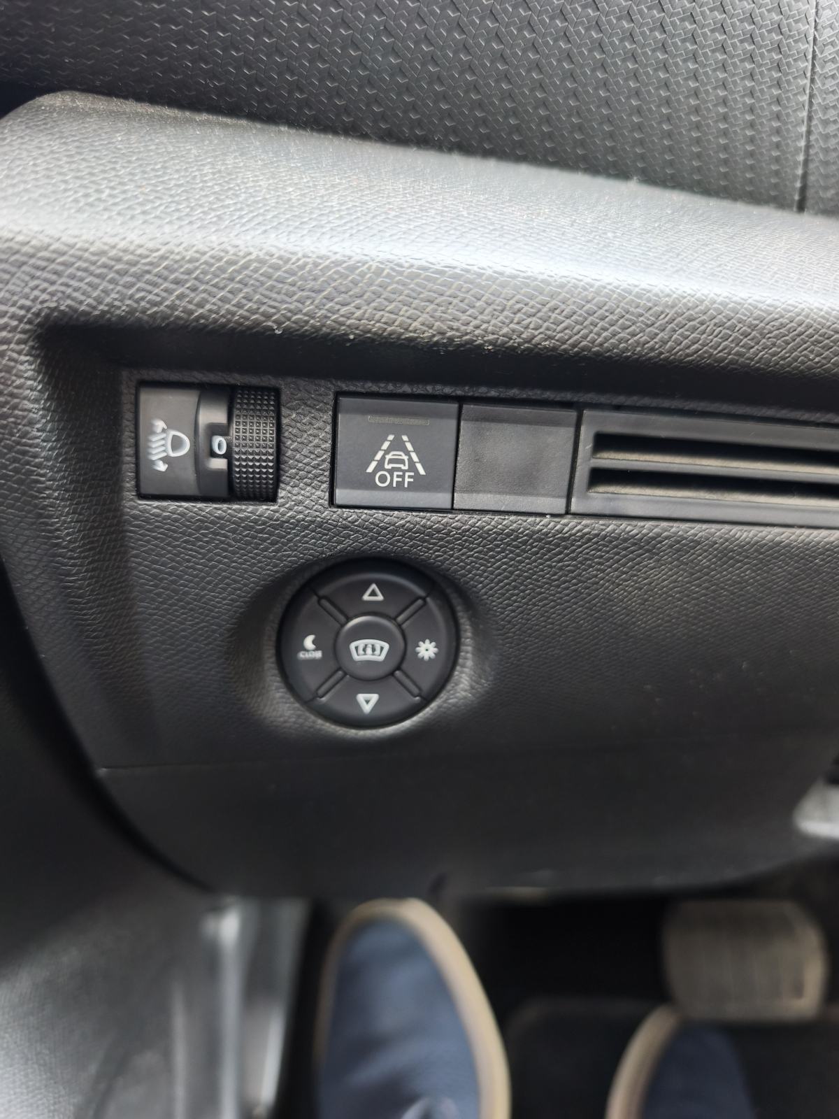 Citroën C4 1,5HDI 96kw AUT Lanac 8mm+servis, fotografija 15