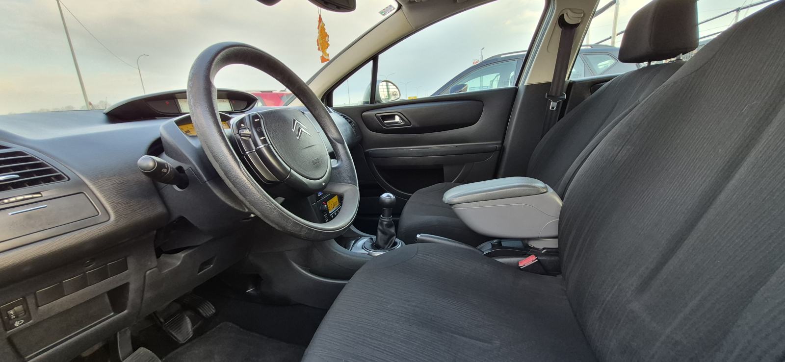 Citroën C4 1,6i, HR AUTO, AUT.KLIMA, SERVO, ALU FELGE..., fotografija 13