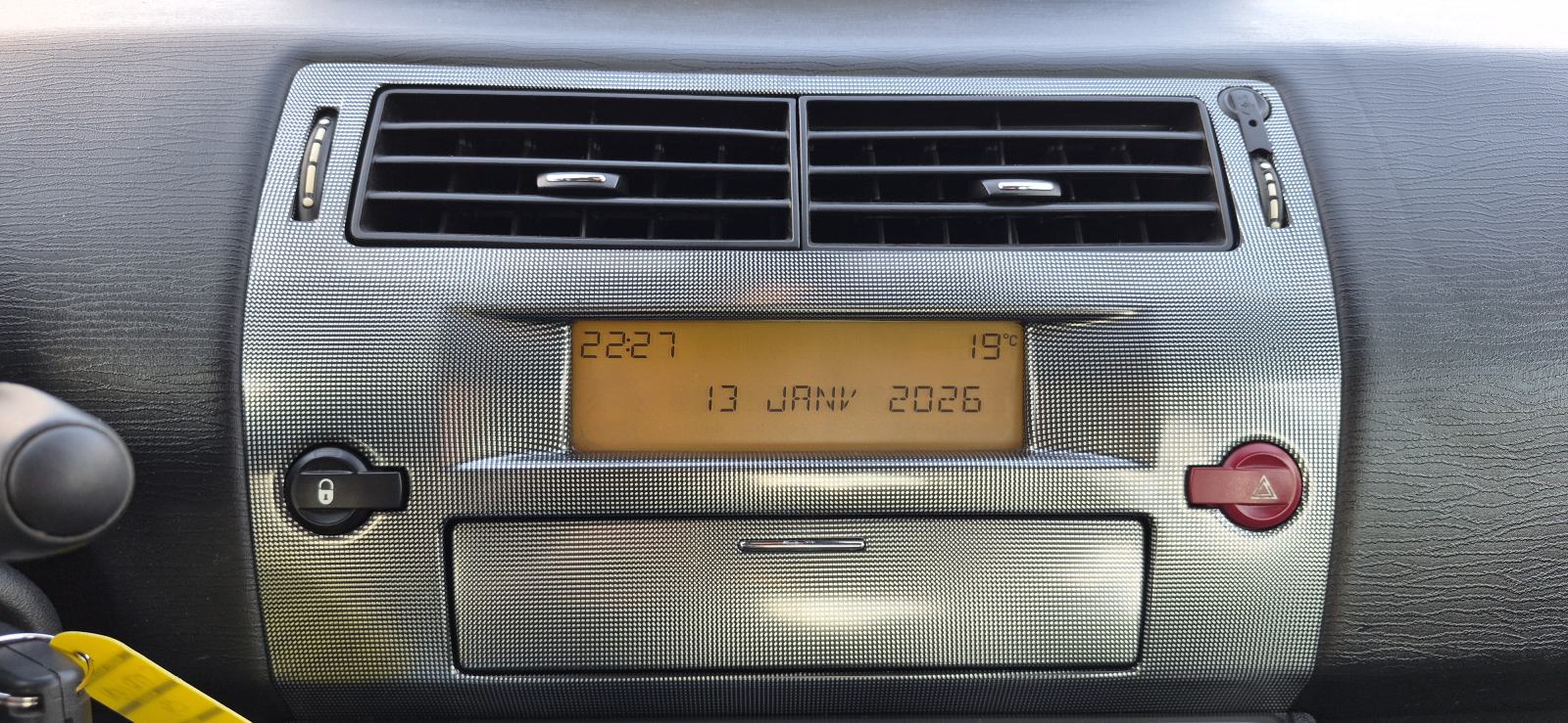 Citroën C4 1,6i, HR AUTO, AUT.KLIMA, SERVO, ALU FELGE..., fotografija 18