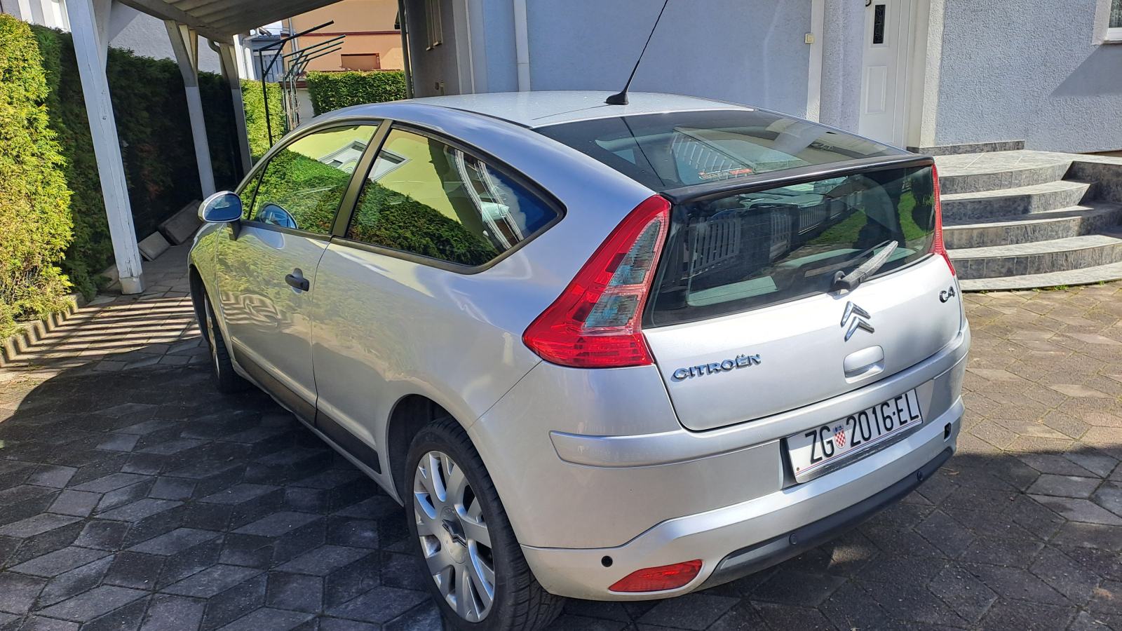 Citroën C4 1,6 i 16V, fotografija 6