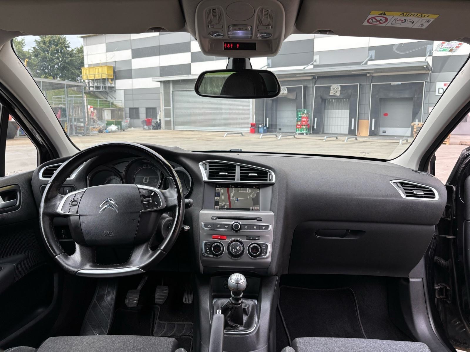 Citroën C4 1,6 BlueHDi 2016.godina SHINE PAKET OPREME!, fotografija 12