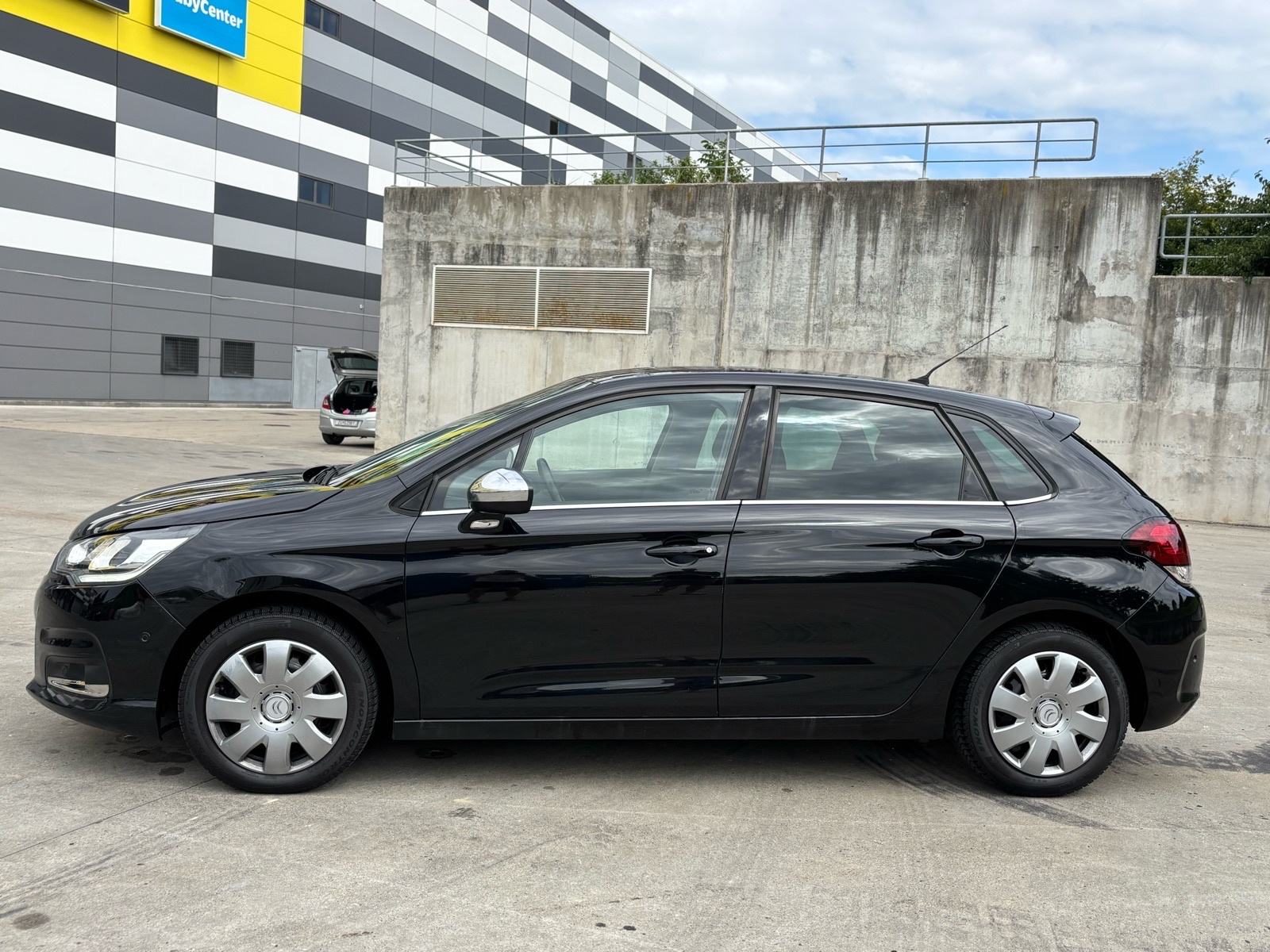 Citroën C4 1,6 BlueHDi 2016.godina SHINE PAKET OPREME!, pogled izvana - slika 5