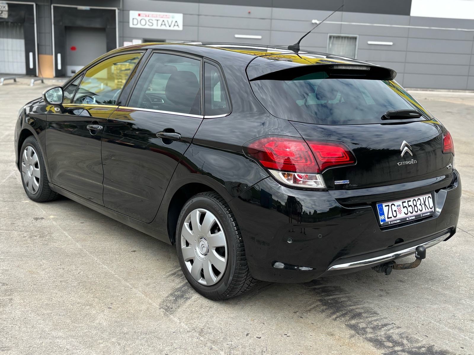 Citroën C4 1,6 BlueHDi 2016.godina SHINE PAKET OPREME!, fotografija 9