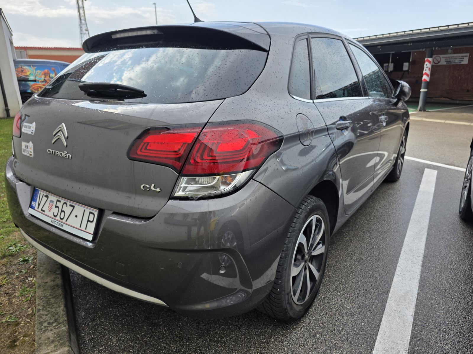Citroën C4 1,6 BlueHDi 2018 ✅️REG 7/2027✅️, pogled izvana - slika 4