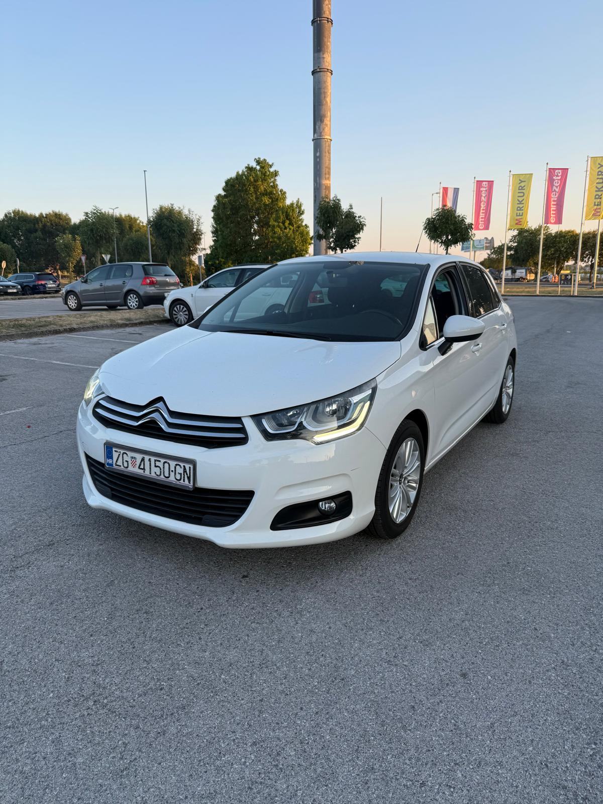 Citroën C4 1,6 BlueHDi PRVI VLASNIK, Kupljen u RH, VRHUNSKI, fotografija 1