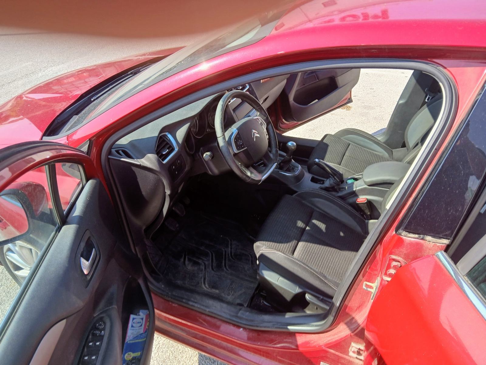 Citroën C4 1,6 BlueHDi 1. VLASNIK reg. god. dana, ovlašteni servis, fotografija 10