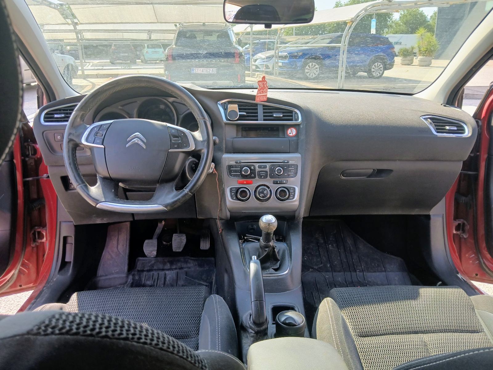 Citroën C4 1,6 BlueHDi 1. VLASNIK reg. god. dana, ovlašteni servis, fotografija 11