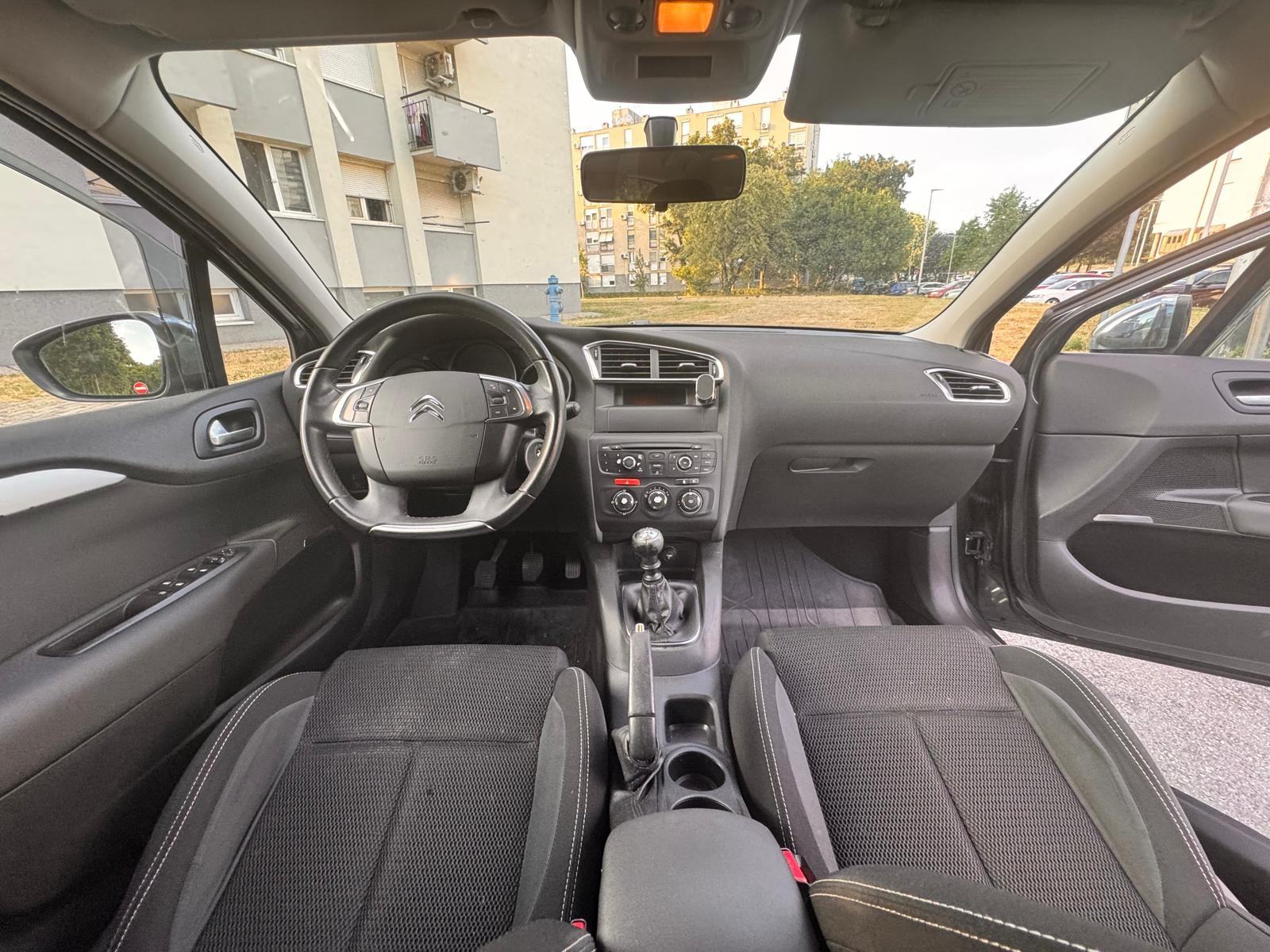 Citroën C4 1,6 e-HDi, HR vozlo., fotografija 5