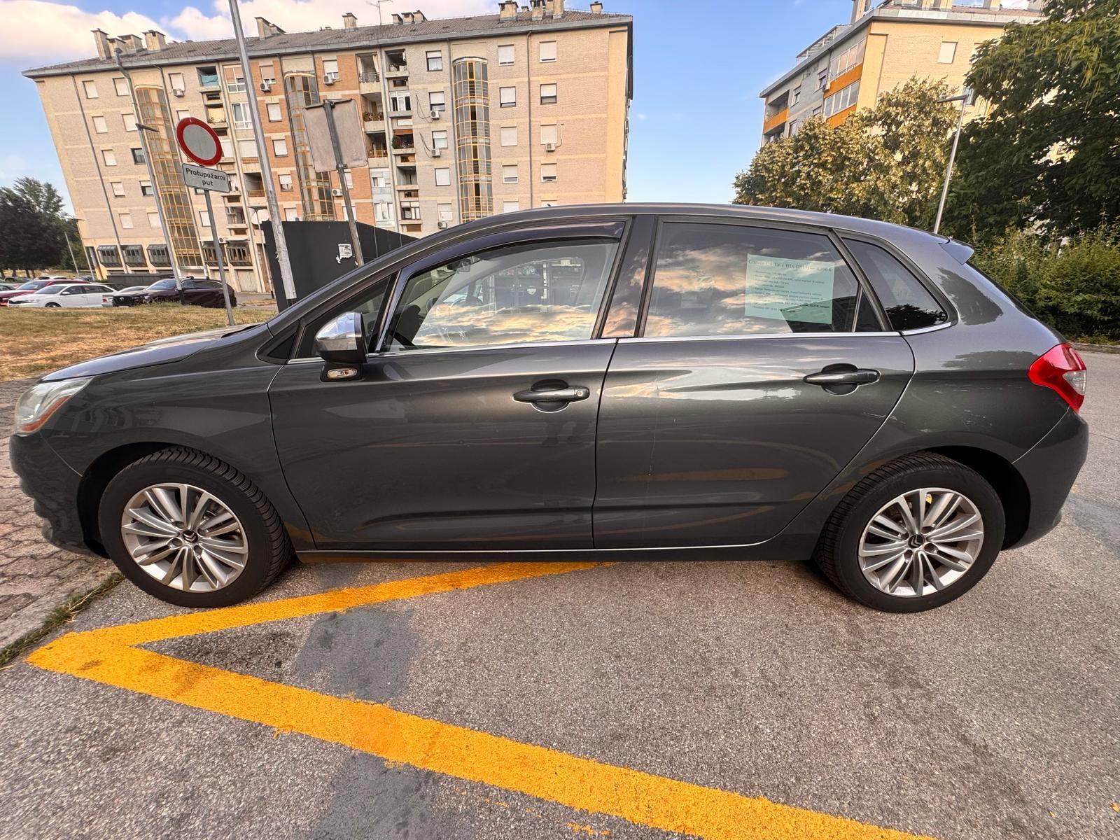 Citroën C4 1,6 e-HDi, HR vozlo., fotografija 2