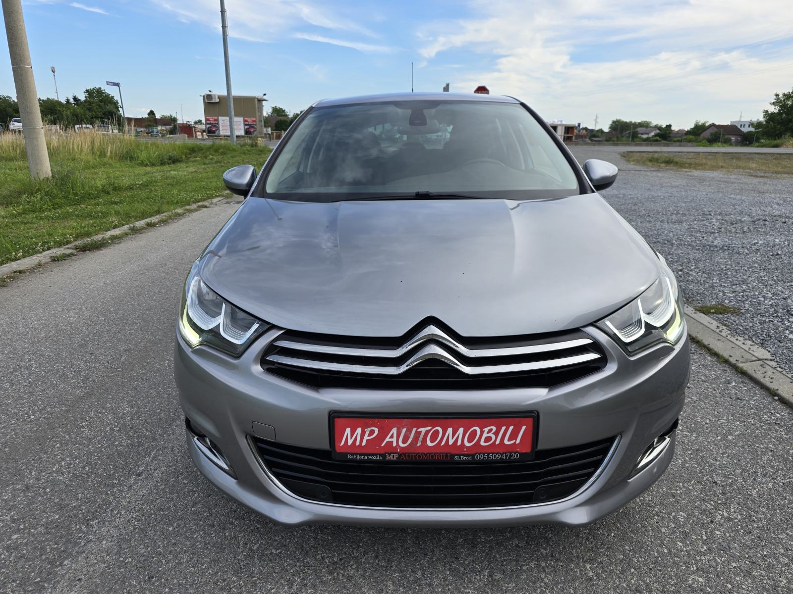 Citroën C4 1,6 HDi-2019god.od-NAVIGACIJA-xenon,climatronic,alu,KARTICE, fotografija 3