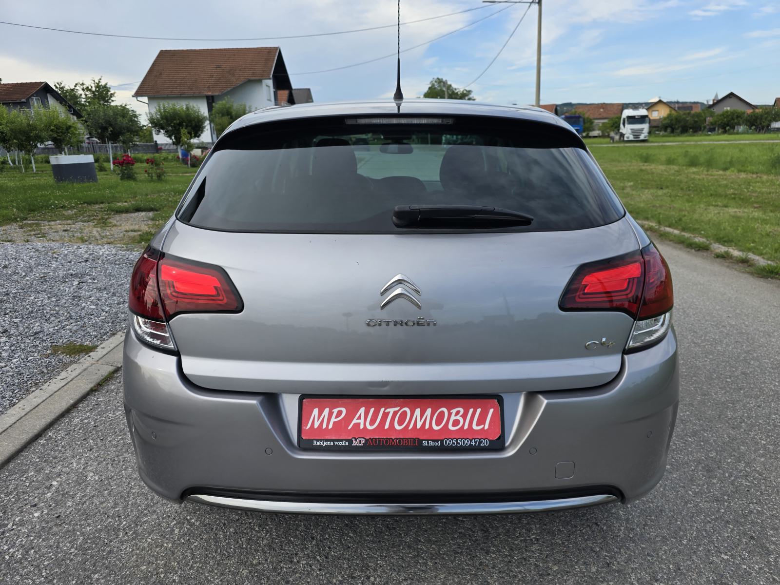 Citroën C4 1,6 HDi-2019god.od-NAVIGACIJA-xenon,climatronic,alu,KARTICE, fotografija 7