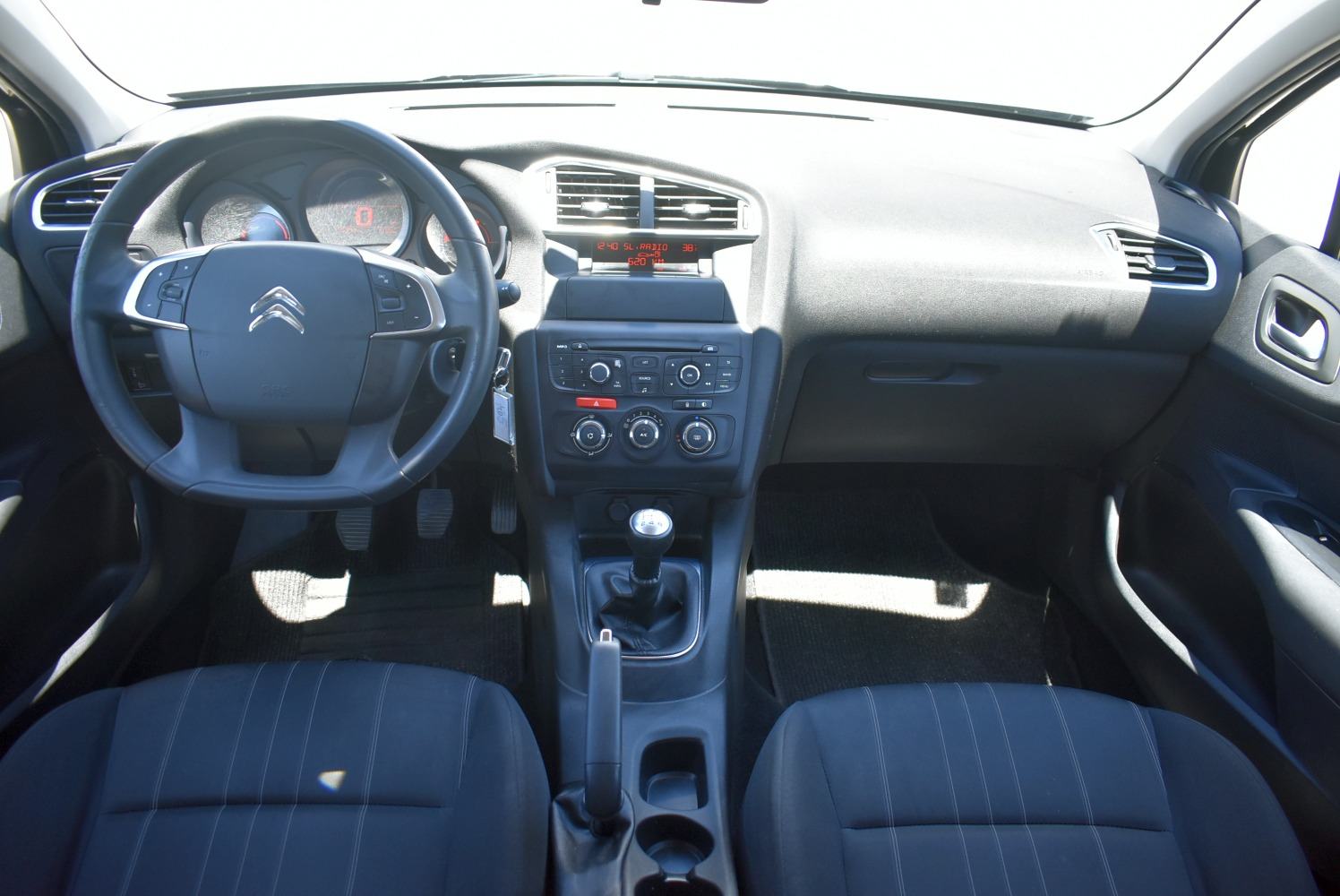 Citroën C4 1.6 HDI *HR* JAMSTVO, 1.VLASNIK, SET GUMA, REG.DO 03/2027*, fotografija 8