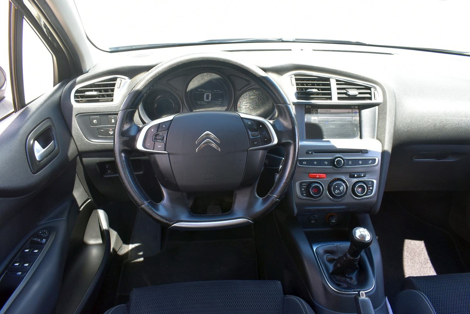 Citroën C4 1.6 HDi *HR* SERVISNA, JAMSTVO, TEMPOMAT*, fotografija 4