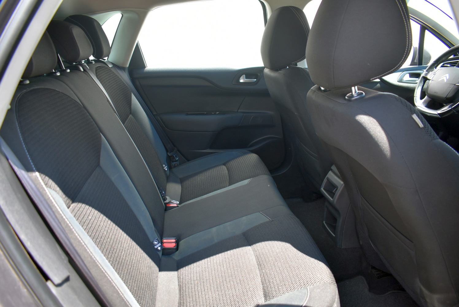 Citroën C4 1.6 HDi *HR* SERVISNA, JAMSTVO, TEMPOMAT*, fotografija 6