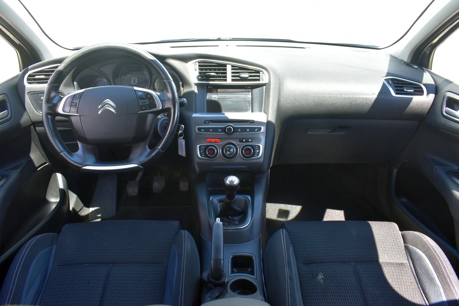 Citroën C4 1.6 HDi *HR* SERVISNA, JAMSTVO, TEMPOMAT*, fotografija 7