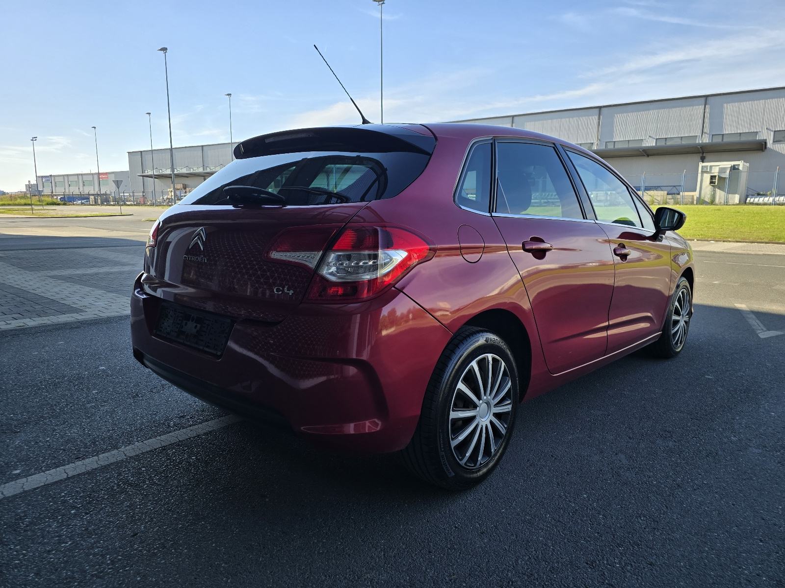Citroën C4 1,6 HDi / HR VOZILO / KLIMA / NOV.GUME /, fotografija 5