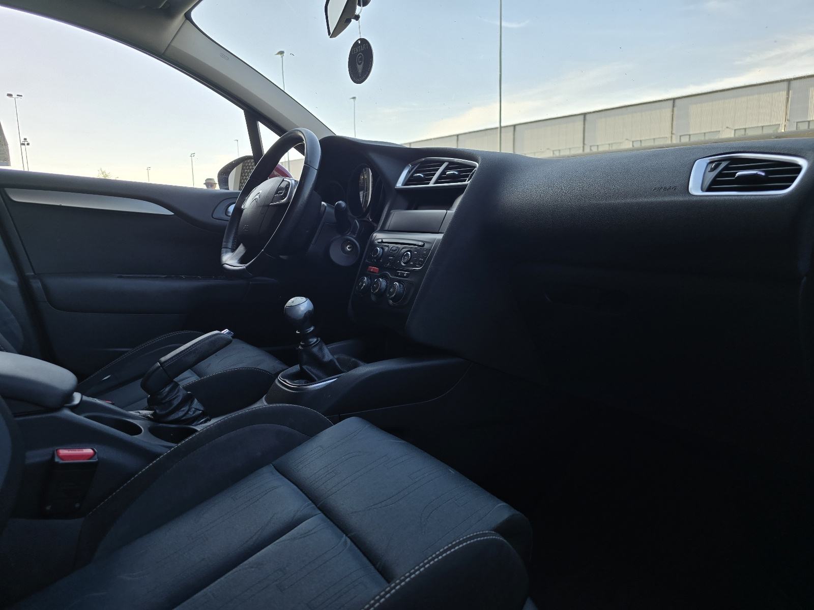 Citroën C4 1,6 HDi / HR VOZILO / KLIMA / NOV.GUME /, fotografija 16