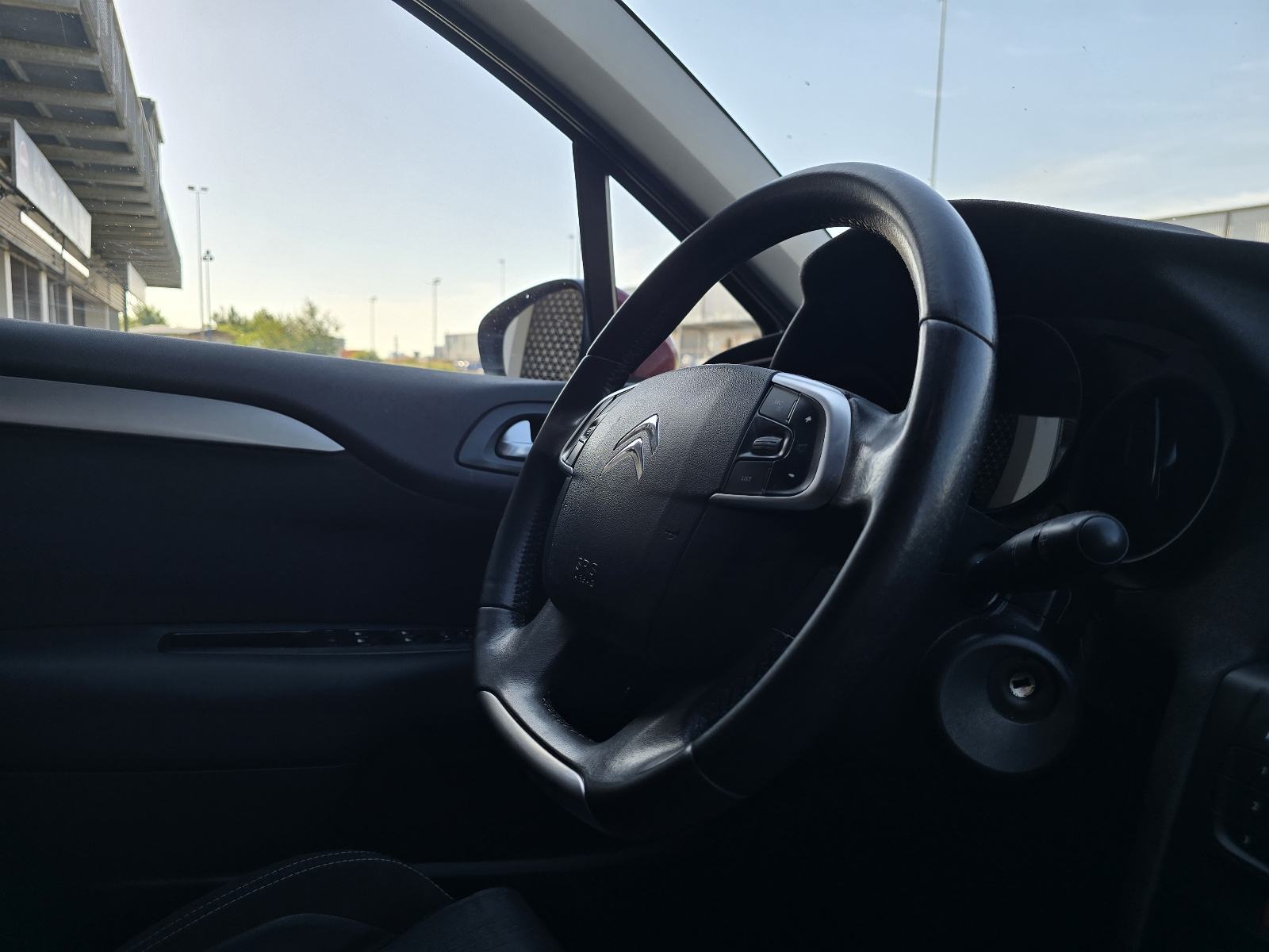 Citroën C4 1,6 HDi / HR VOZILO / KLIMA / NOV.GUME /, fotografija 19