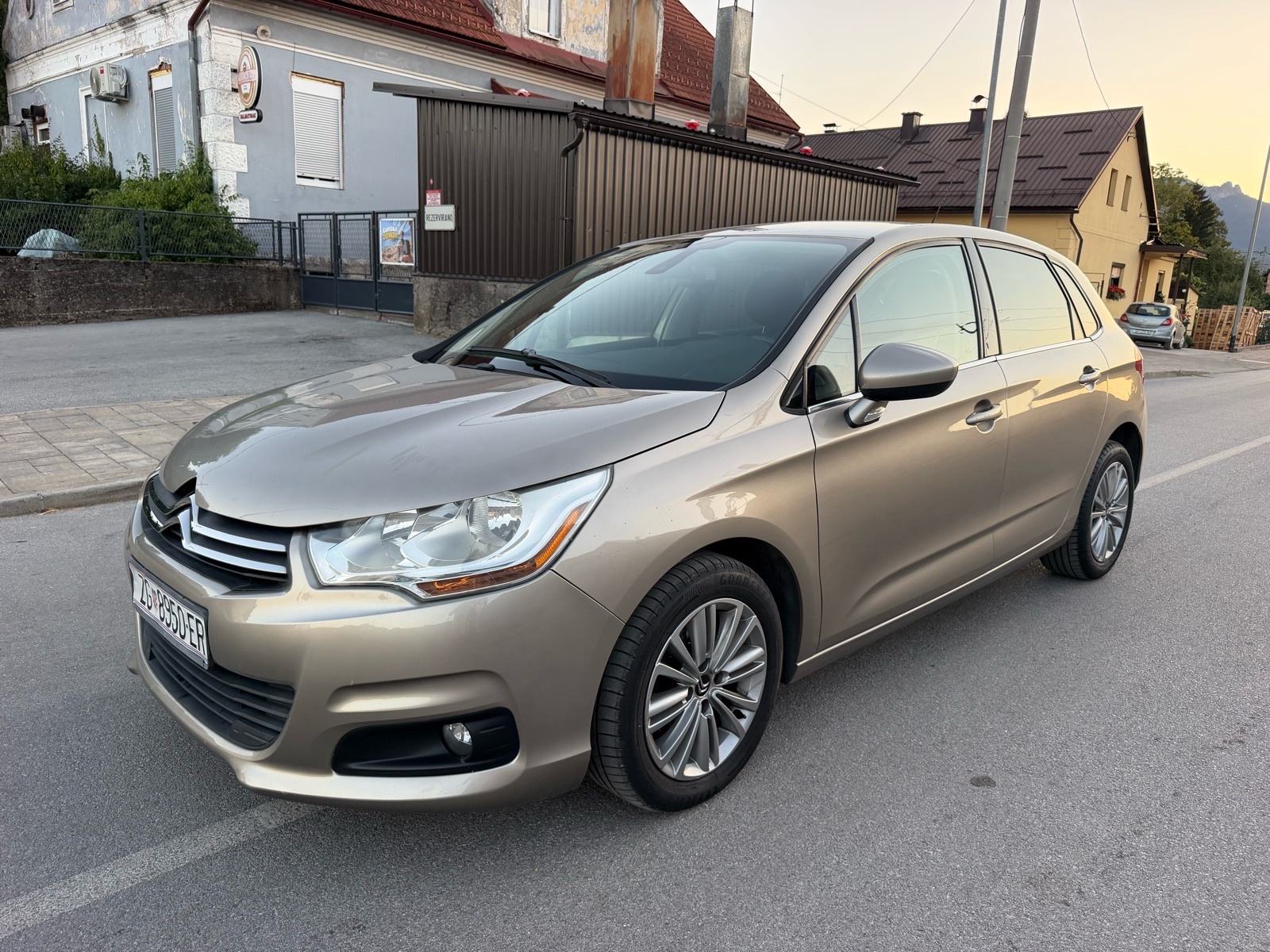 Citroën C4 1,6 HDi**Medveščak**, fotografija 4