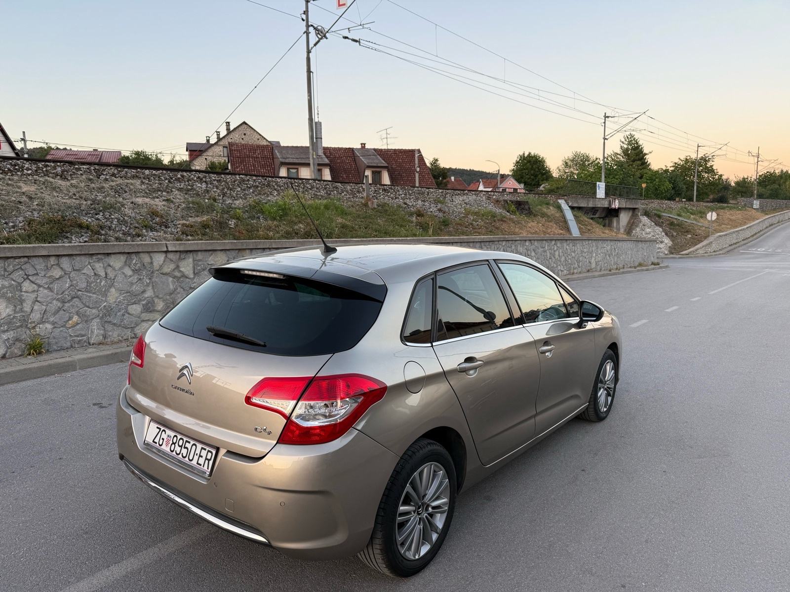 Citroën C4 1,6 HDi**Medveščak**, fotografija 10